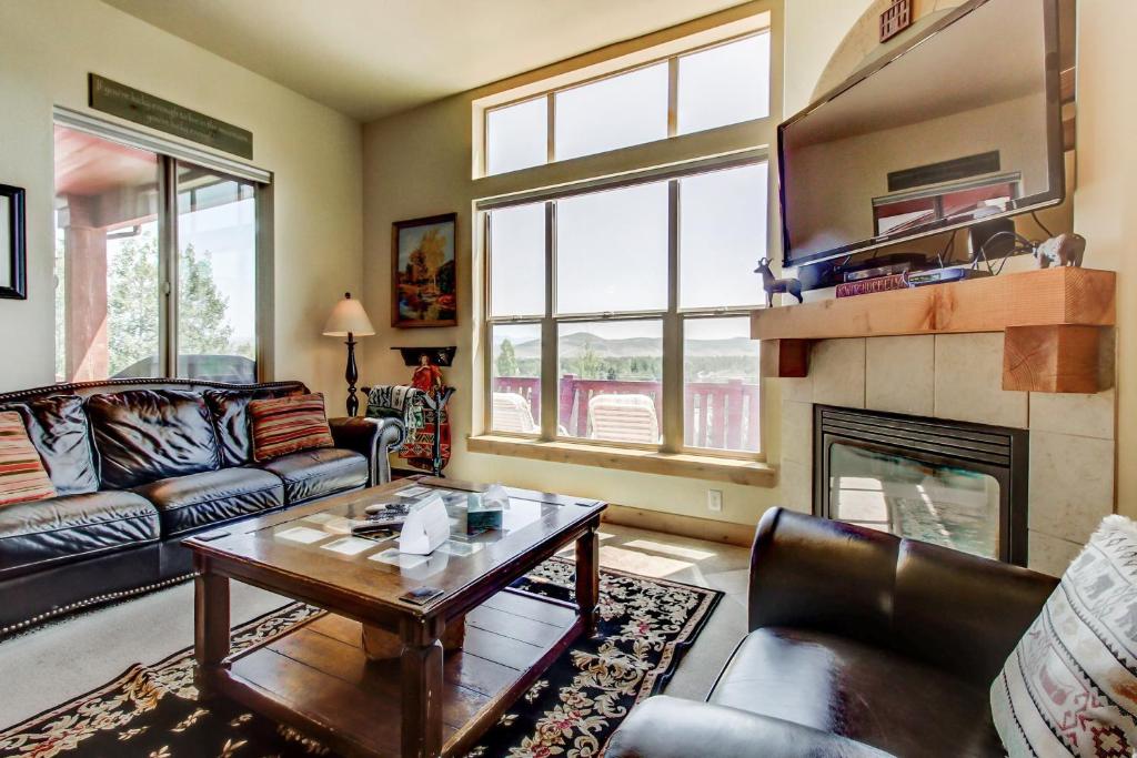 Home in Bear Hollow Main image 1